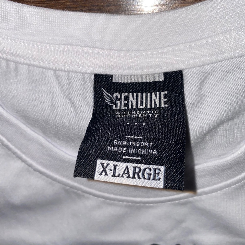 Genuine Authentic Garments Live Hard Love Harder Tee White T-Shirt
Men's XL Felt - Picture 3 of 7